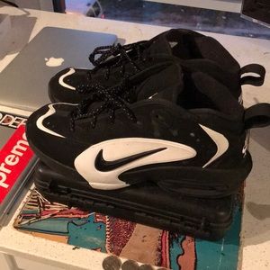 NIKE SWOOSH basketball sneakers